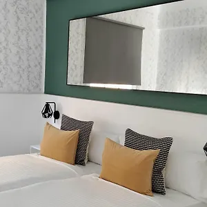 Bed and breakfast Room27- Center